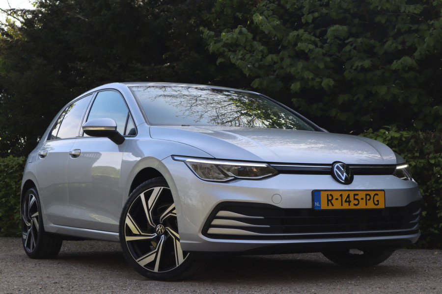 Volkswagen Golf 1.0 TSI Life | Sfeerverlichting | ACC | Carplay |
