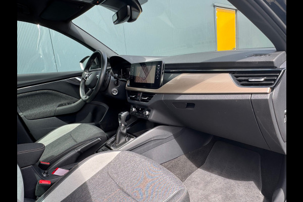 Škoda Kamiq 1.0 TSI Style * Glazen dak * Stoelverwarming * Camera * Climate controle *