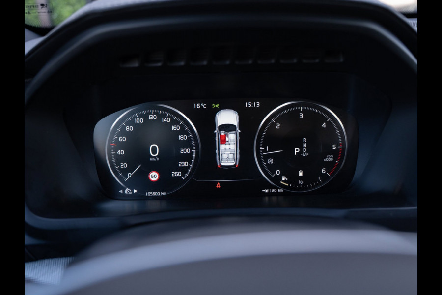 Volvo XC90 2.0 B5 AWD R-Design | Pano | Head-Up | H/K Sound |