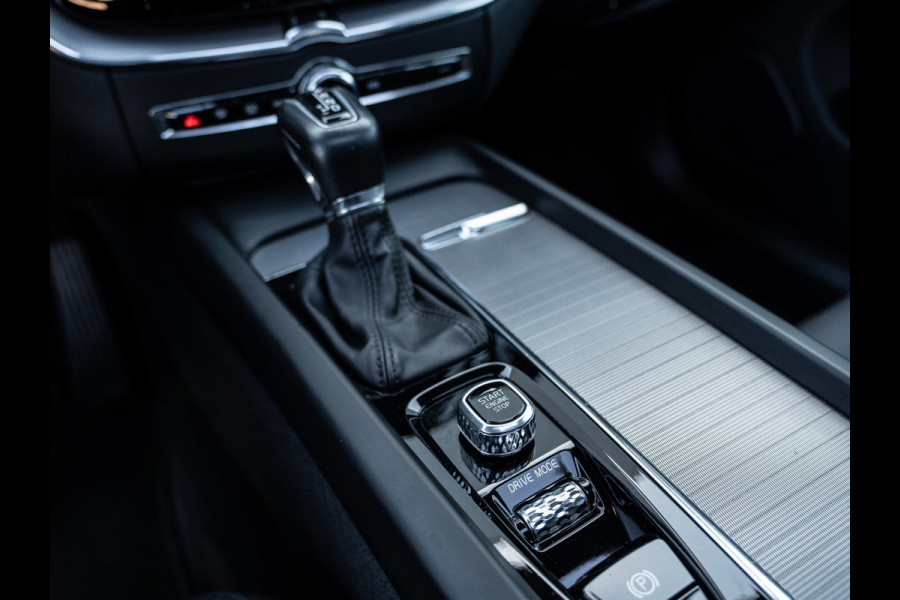 Volvo XC60 2.0 T6 AWD Inscription | Pano | Head-Up | Bowers&Wilkins | Trekhaak