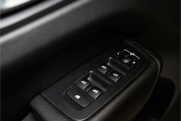 Volvo XC60 2.0 D4 Inscription 191PK | NL AUTO+NAP | Bliss | Trekhaak | Leder&Memory