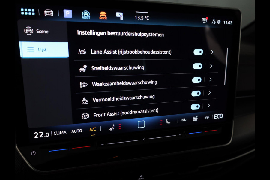 Volkswagen Golf 1.5 eHybrid GTE 272 PK DSG PHEV | Head up Display | Navigatie | Matrix koplampen | Parkeer camera |