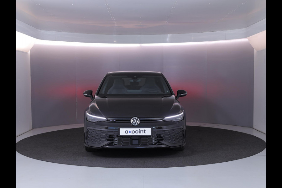 Volkswagen Golf 1.5 eHybrid GTE 272 PK DSG PHEV | Head up Display | Navigatie | Matrix koplampen | Parkeer camera |