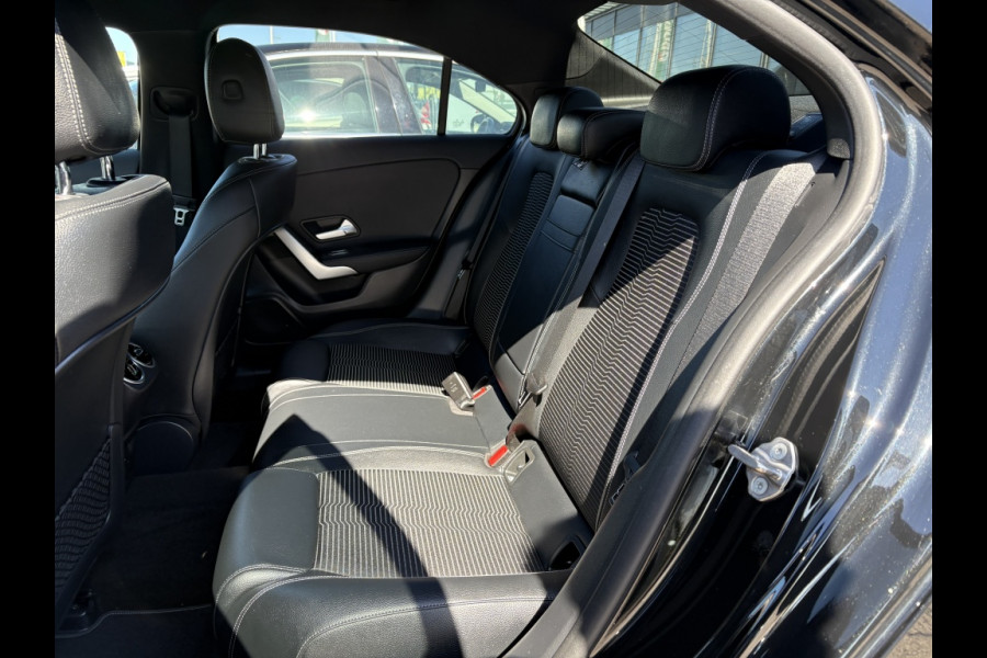 Mercedes-Benz A-Klasse 250 e Business Solution AMG night pack widescreen Soundsystem am