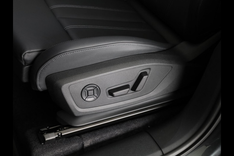 Audi Q6 Sportback e-tron S edition 83Kwh 252 pk | Adaptive air suspension | Glazen panoramadak | Stoelverwarming voorin en achterin | Stuurverwarming |