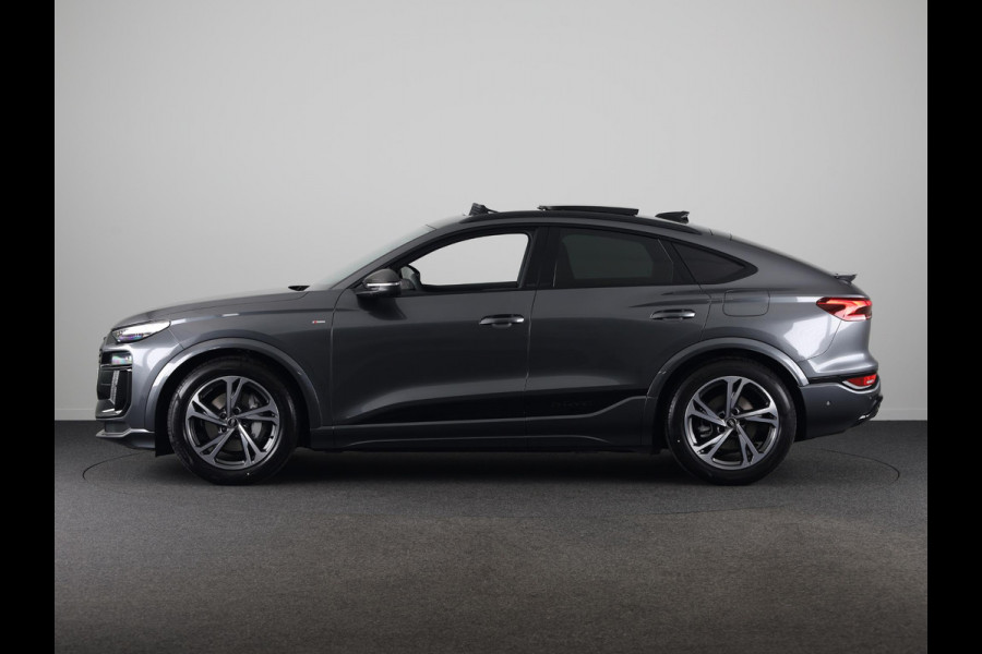 Audi Q6 Sportback e-tron S edition 83Kwh 252 pk | Adaptive air suspension | Glazen panoramadak | Stoelverwarming voorin en achterin | Stuurverwarming |