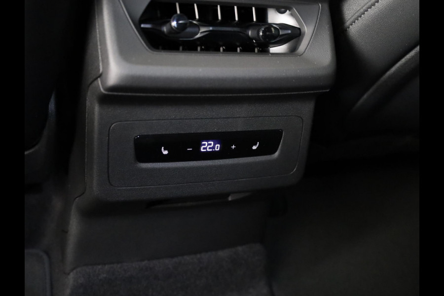 Audi Q6 Sportback e-tron S edition 83Kwh 252 pk | Adaptive air suspension | Glazen panoramadak | Stoelverwarming voorin en achterin | Stuurverwarming |