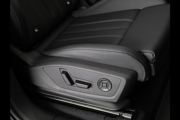 Audi Q6 Sportback e-tron S edition 83Kwh 252 pk | Adaptive air suspension | Glazen panoramadak | Stoelverwarming voorin en achterin | Stuurverwarming |