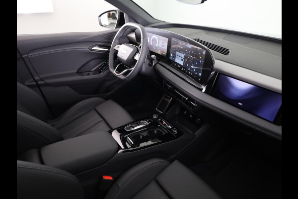 Audi Q6 Sportback e-tron S edition 83Kwh 252 pk | Adaptive air suspension | Glazen panoramadak | Stoelverwarming voorin en achterin | Stuurverwarming |