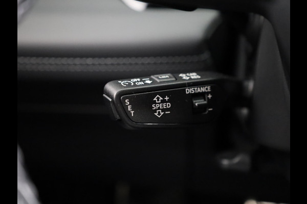 Audi Q6 Sportback e-tron S edition 83Kwh 252 pk | Adaptive air suspension | Glazen panoramadak | Stoelverwarming voorin en achterin | Stuurverwarming |