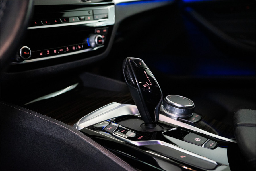 BMW 5 Serie 520i High Executive Edition 184PK | NL AUTO+NAP | Sfeer | LED | Trekhaak | Memory&Leder | Garantie