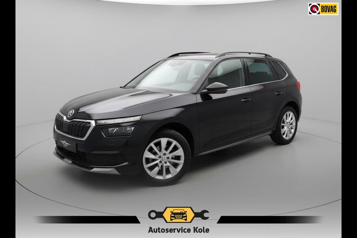 Škoda Kamiq 1.0 TSI Style * Glazen dak * Stoelverwarming * Camera * Climate controle *