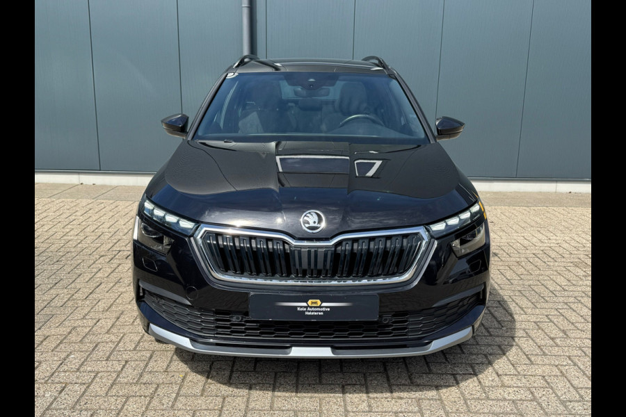 Škoda Kamiq 1.0 TSI Style * Glazen dak * Stoelverwarming * Camera * Climate controle *