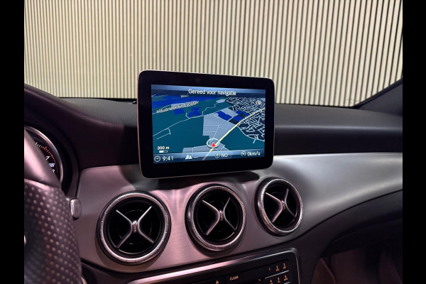 Mercedes-Benz CLA-Klasse Shooting Brake 180 AMG STYLING-CAMERA-TREKHAAK-SFEER-COMPLEET