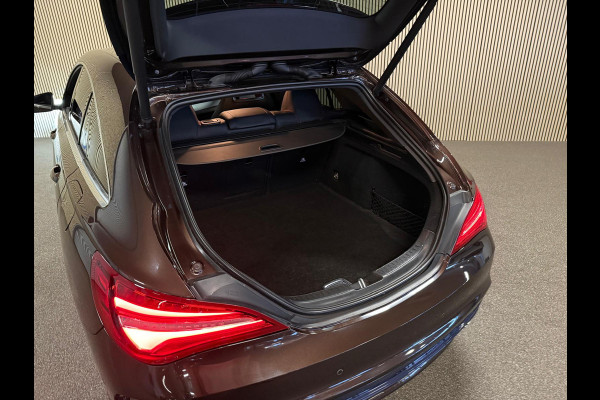 Mercedes-Benz CLA-Klasse Shooting Brake 180 AMG STYLING-CAMERA-TREKHAAK-SFEER-COMPLEET