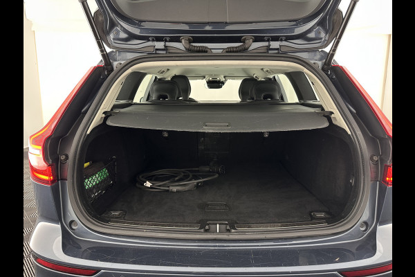 Volvo V60 2.0 T8 Recharge AWD Inscription (Plug-In) (INCL-BTW) Aut. *LEATHER | FULL-LED | ADAPTIVE-CRUISE | MEMORY-PACK | KEYLESS | BLINDSPOT | TOPVIEW | DIGI-COCKPIT | LANE-ASSIST | NAVI-FULLMAP | TOWBAR | HEATED-SEATS | ECC | DAB | 18"ALU*