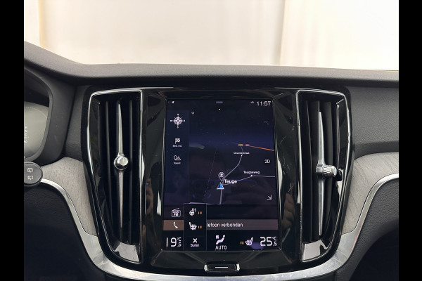 Volvo V60 2.0 T8 Recharge AWD Inscription (Plug-In) (INCL-BTW) Aut. *LEATHER | FULL-LED | ADAPTIVE-CRUISE | MEMORY-PACK | KEYLESS | BLINDSPOT | TOPVIEW | DIGI-COCKPIT | LANE-ASSIST | NAVI-FULLMAP | TOWBAR | HEATED-SEATS | ECC | DAB | 18"ALU*
