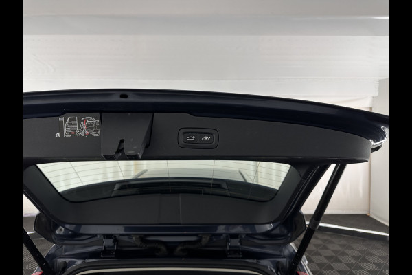 Volvo V60 2.0 T8 Recharge AWD Inscription (Plug-In) (INCL-BTW) Aut. *LEATHER | FULL-LED | ADAPTIVE-CRUISE | MEMORY-PACK | KEYLESS | BLINDSPOT | TOPVIEW | DIGI-COCKPIT | LANE-ASSIST | NAVI-FULLMAP | TOWBAR | HEATED-SEATS | ECC | DAB | 18"ALU*