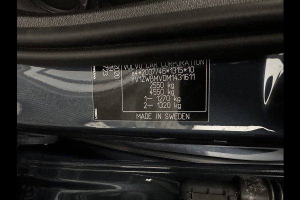 Volvo V60 2.0 T8 Recharge AWD Inscription (Plug-In) (INCL-BTW) Aut. *LEATHER | FULL-LED | ADAPTIVE-CRUISE | MEMORY-PACK | KEYLESS | BLINDSPOT | TOPVIEW | DIGI-COCKPIT | LANE-ASSIST | NAVI-FULLMAP | TOWBAR | HEATED-SEATS | ECC | DAB | 18"ALU*