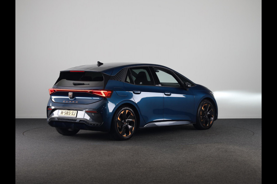 CUPRA Born Performance One 62 kWh 204pk | SOH 89% | Parkeercamera | Navigatie | Verwarmbare voorstoelen | App connect | Verwarmbaar stuurwiel