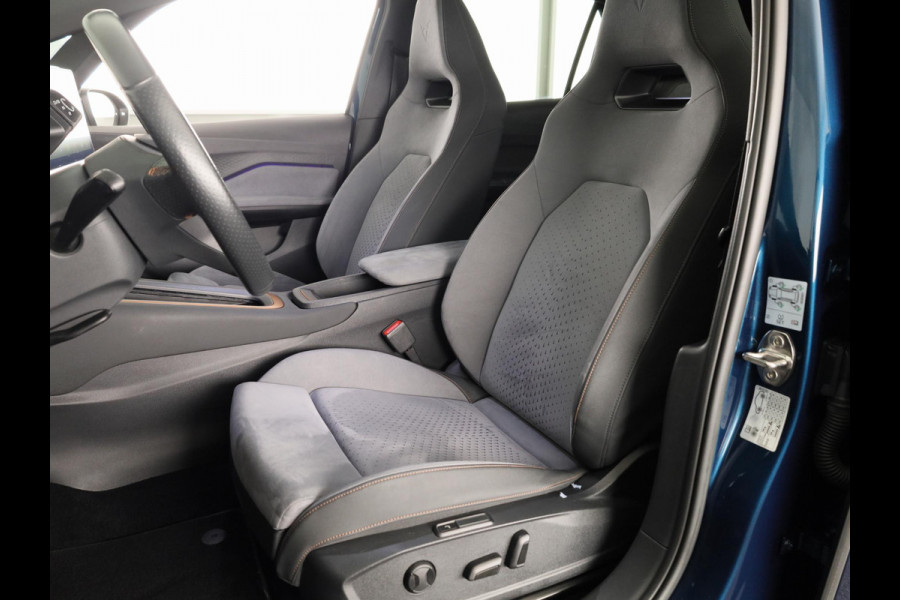 CUPRA Born Performance One 62 kWh 204pk | SOH 89% | Parkeercamera | Navigatie | Verwarmbare voorstoelen | App connect | Verwarmbaar stuurwiel