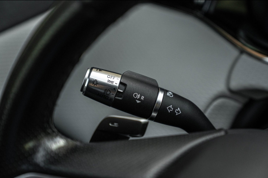 Land Rover Range Rover Evoque 1.5 P300e AWD R-Dynamic S 360 Camera Leder LED Lane-Assist 20''