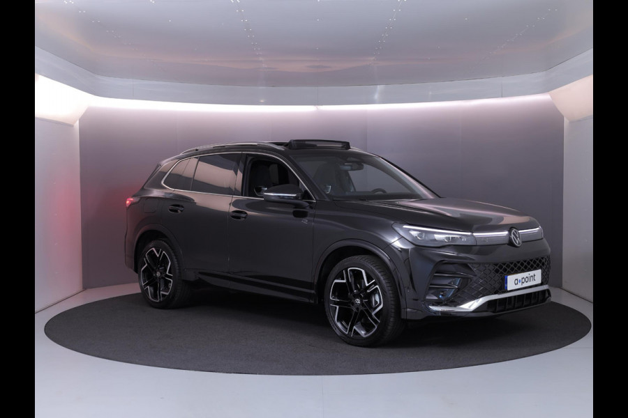 Volkswagen Tiguan 1.5 eHybrid R-Line Edition 204 PK PHEV | Verlengde garantie | Panorama dak | Stoel- en stuur verwarming