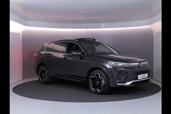 Volkswagen Tiguan 1.5 eHybrid R-Line Edition 204 PK PHEV | Verlengde garantie | Panorama dak | Stoel- en stuur verwarming
