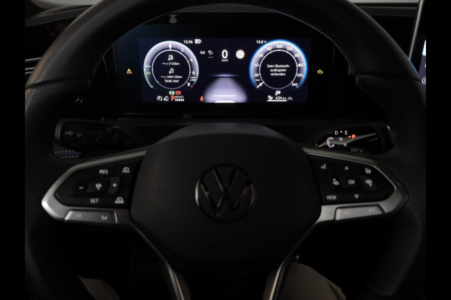Volkswagen Tiguan 1.5 eHybrid R-Line Edition 204 PK PHEV | Verlengde garantie | Panorama dak | Stoel- en stuur verwarming