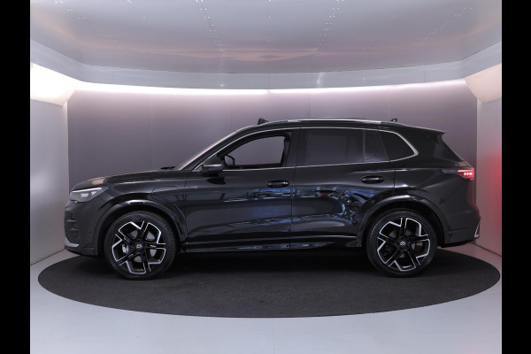 Volkswagen Tiguan 1.5 eHybrid R-Line Edition 204 PK PHEV | Verlengde garantie | Panorama dak | Stoel- en stuur verwarming