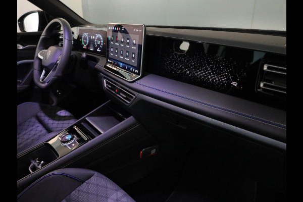 Volkswagen Tiguan 1.5 eHybrid R-Line Edition 204 PK PHEV | Verlengde garantie | Panorama dak | Stoel- en stuur verwarming