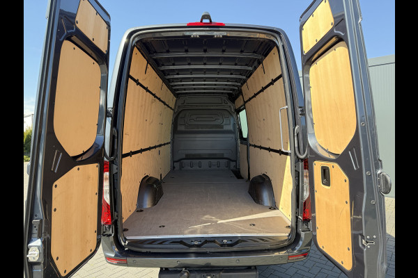 Mercedes-Benz Sprinter 319 CDI 191 PK 4x4 AUTOMAAT FACELIFT BPM VRIJ !! / 9G-TRONIC / L3H2 / STUUR EN STOELVERWARMING / 2.8 TONS TREKHAAK / CAMERA / AD