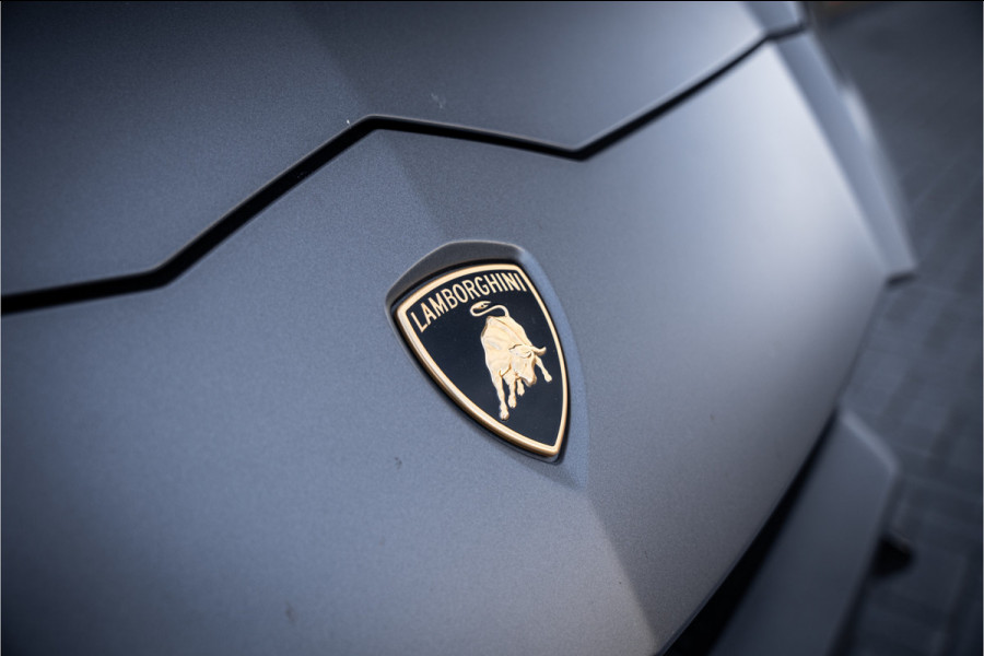 Lamborghini Urus 4.0 V8 - Panorama | Original Matte | 23'inch | B&O