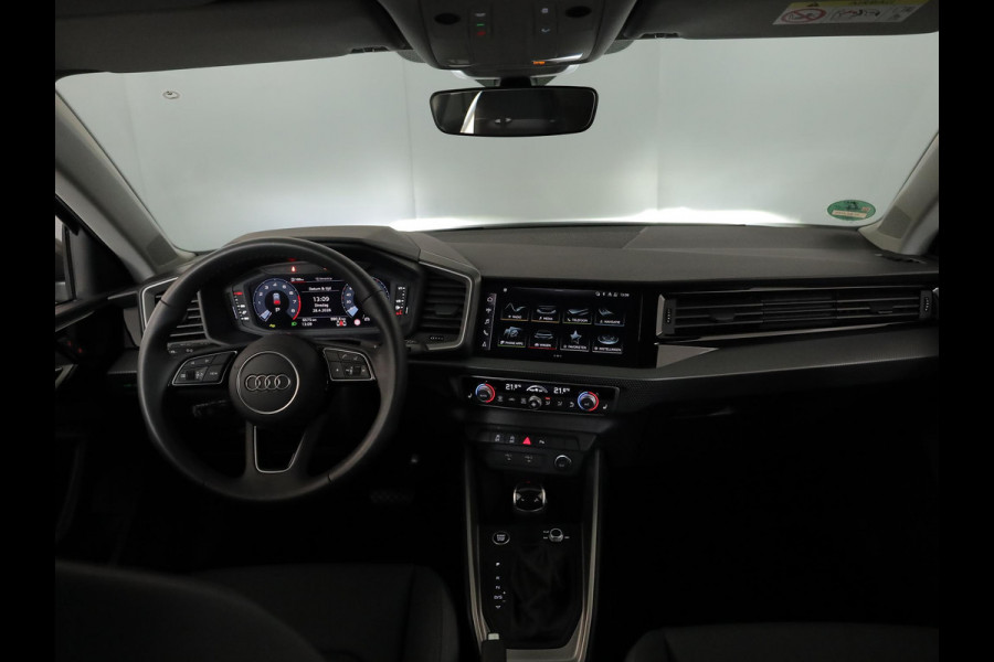 Audi A1 Sportback 35 TFSI S edition 150pk | Lederen bekleding | 18 inch Lichtmetalen | Led koplampen | Adaptieve cruise controle