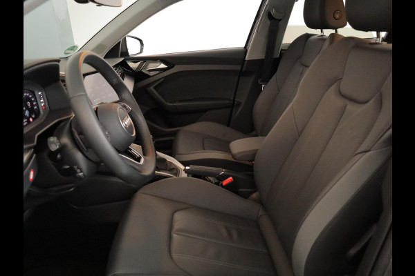 Audi A1 Sportback 35 TFSI S edition 150pk | Lederen bekleding | 18 inch Lichtmetalen | Led koplampen | Adaptieve cruise controle