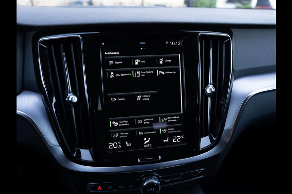 Volvo V60 2.0 T6 Recharge AWD Inscription |SOH 99% | Carplay | Memory | Camera | BTW