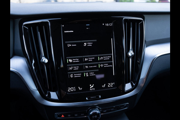 Volvo V60 2.0 T6 Recharge AWD Inscription |SOH 99% | Carplay | Memory | Camera | BTW