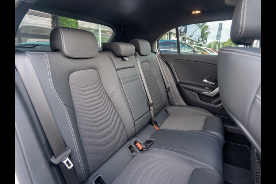 Mercedes-Benz A-Klasse 180 Business Line