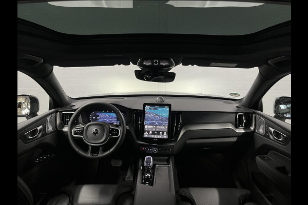 Volvo XC60 2.0 T8 PHEV AWD Ultra Black Edition Bowers & Wilkins |  Massage | Open dak |  Stoel ventilatie | Stoel-/stuurverwarming | Head-up | 360 camera | *455PK*