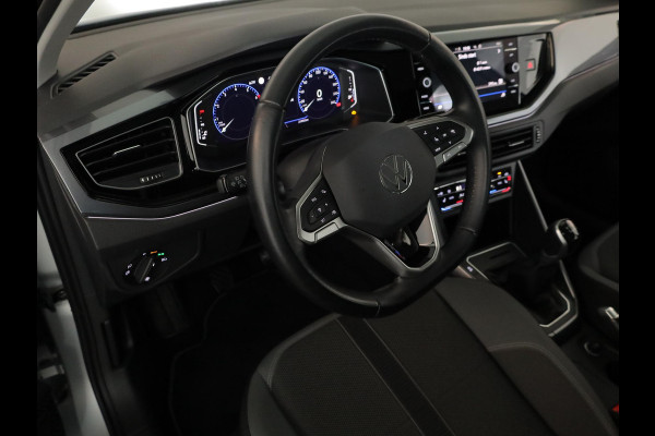 Volkswagen Polo 1.0 TSI Style 95 PK | Navigatie | Matrix koplampen | Stoelverwarming |