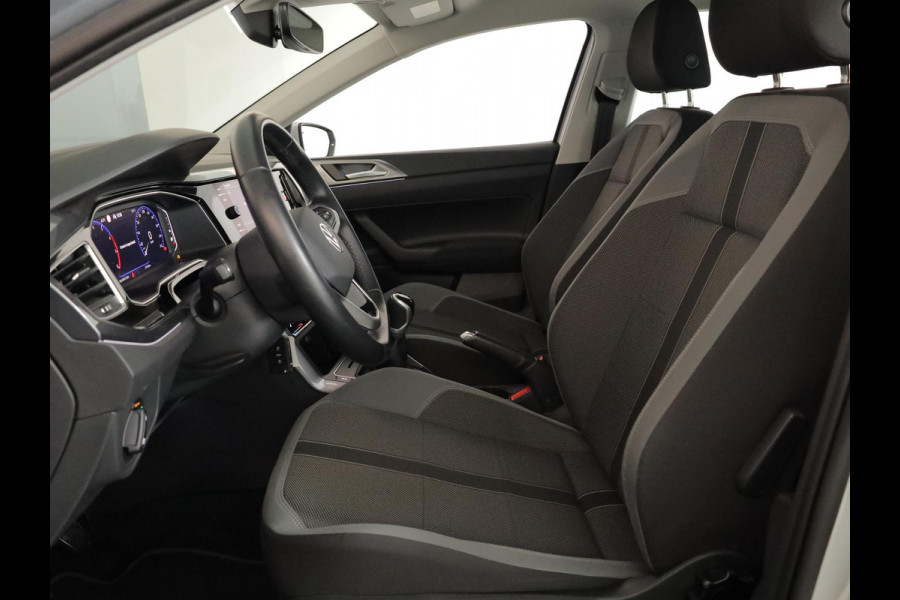 Volkswagen Polo 1.0 TSI Style 95 PK | Navigatie | Matrix koplampen | Stoelverwarming |