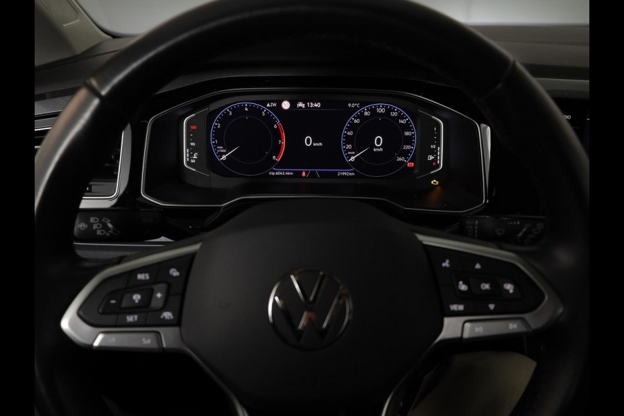 Volkswagen Polo 1.0 TSI Style 95 PK | Navigatie | Matrix koplampen | Stoelverwarming |