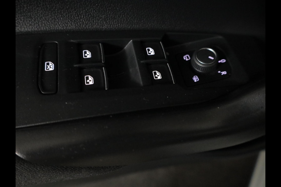Volkswagen Polo 1.0 TSI Style 95 PK | Navigatie | Matrix koplampen | Stoelverwarming |