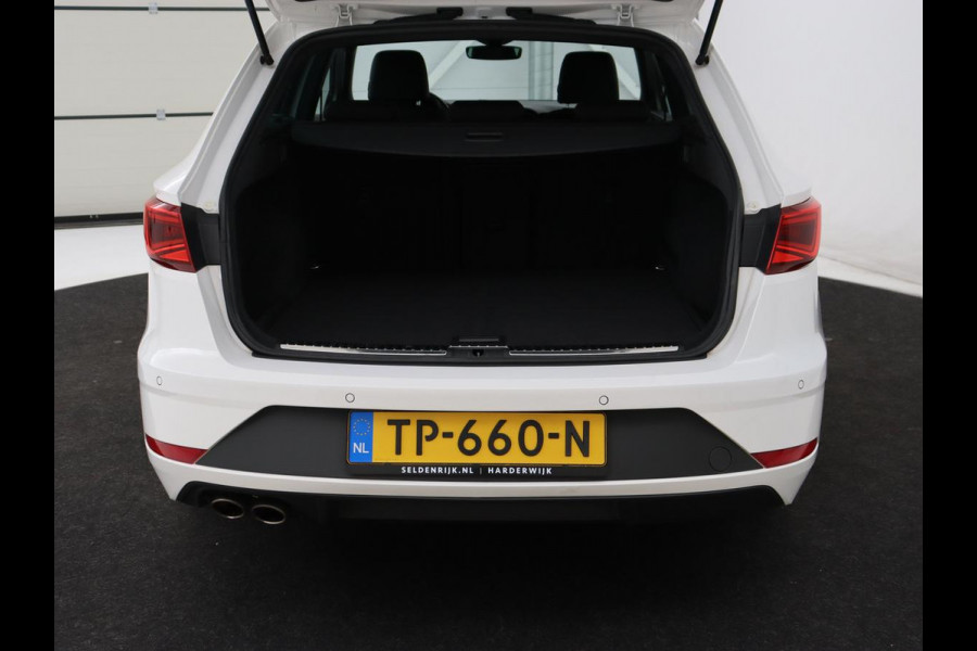 Seat Leon 1.5 TSI FR Intense | 1e eigenaar | Stoelverwarming | Carplay | Beats Pack | Full LED | Virtual Cockpit | Keyless | Climate control | Parkeerhulp | Cruise control | Navigatie