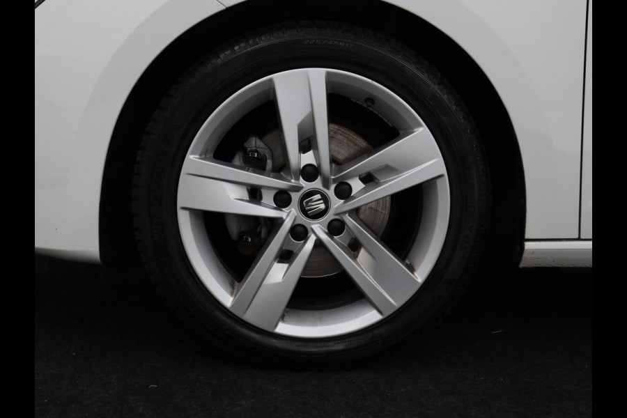 Seat Leon 1.5 TSI FR Intense | 1e eigenaar | Stoelverwarming | Carplay | Beats Pack | Full LED | Virtual Cockpit | Keyless | Climate control | Parkeerhulp | Cruise control | Navigatie