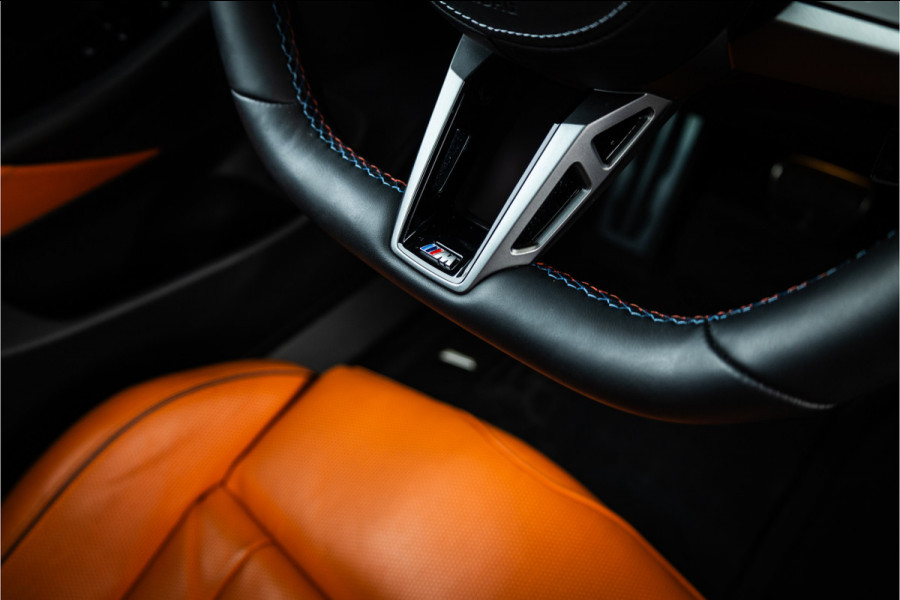 BMW 5 Serie Touring M5 - M Performance Pakket | Panorama | B&W | Carbon | Elek. Trekhaak | 360 Camera