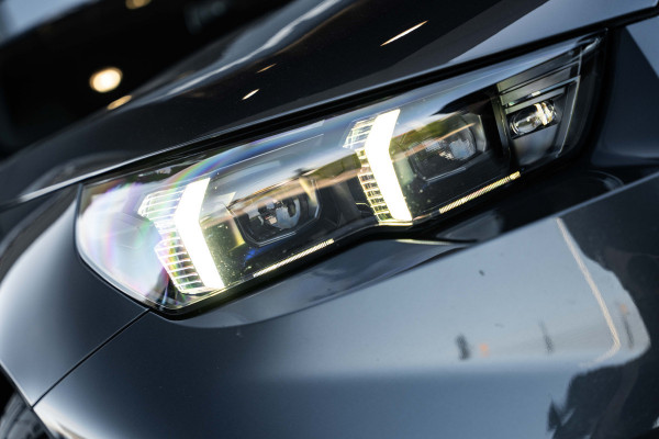 BMW 5 Serie Touring M5 - M Performance Pakket | Panorama | B&W | Carbon | Elek. Trekhaak | 360 Camera