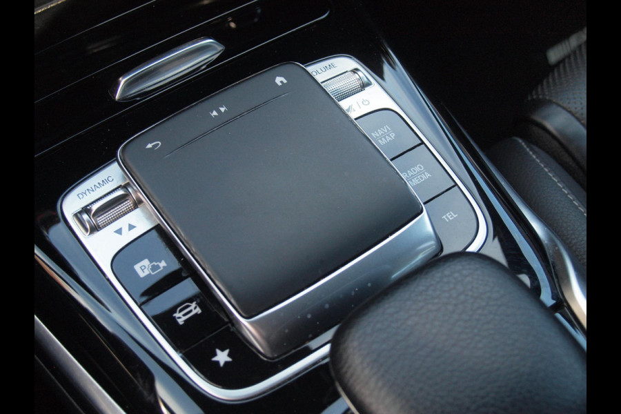 Mercedes-Benz A-Klasse AMG 35 4MATIC Edition 1 | Head-Up Display | Burmester | Camera | Sfeerverlichting | Schaalstoelen |