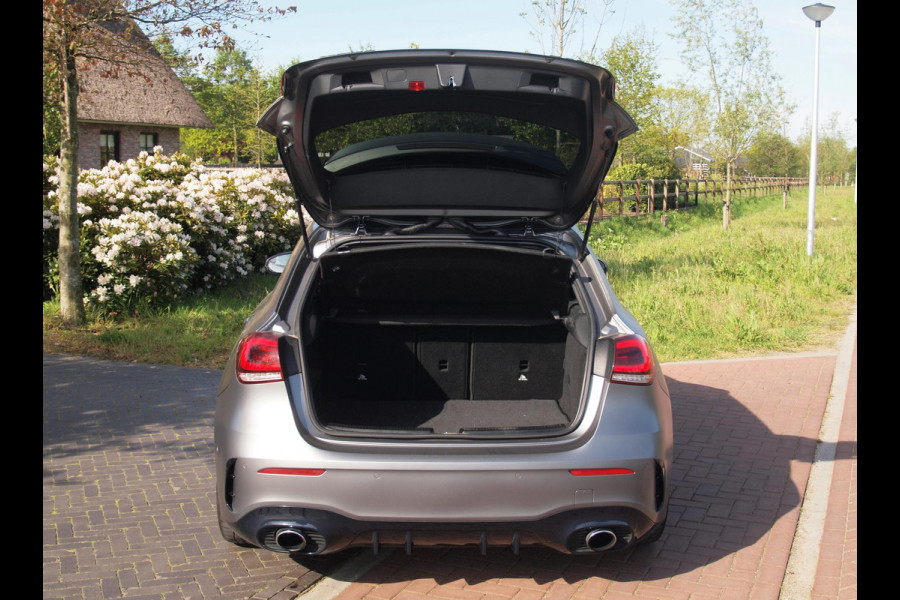 Mercedes-Benz A-Klasse AMG 35 4MATIC Edition 1 | Head-Up Display | Burmester | Camera | Sfeerverlichting | Schaalstoelen |