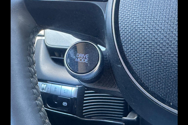 Hyundai IONIQ 5 Connect 77.4 kWh | Navigatie | Stoelverwarming | Camera | Elek. Klep | Elek Stoelen | Bose audio |
